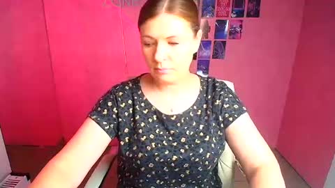 Molly online show from July 12, 11:55 am