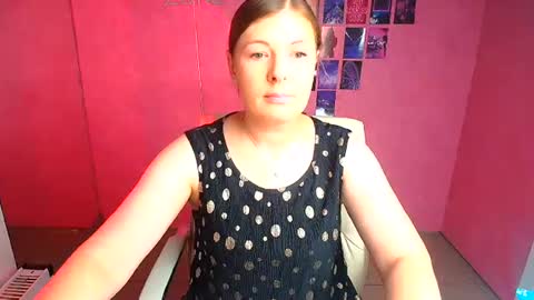 Molly online show from July 11, 11:54 am