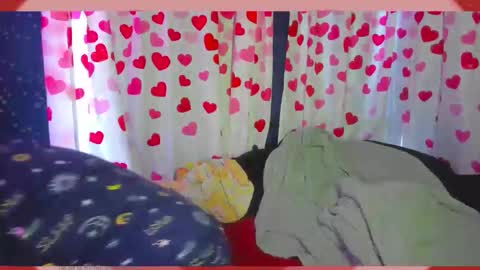 molly_moons online show from February 28, 6:29 pm