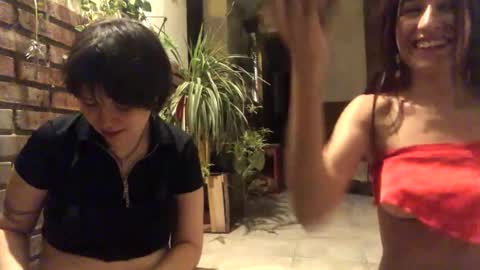 Molly Pop online show from January 5, 7:49 am