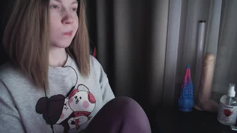 I have new photos come and see with love Molly online show from February 25, 1:41 am