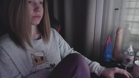 I have new photos come and see with love Molly online show from March 6, 12:52 pm