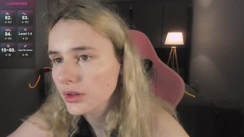 molly_toads online show from January 4, 8:16 pm