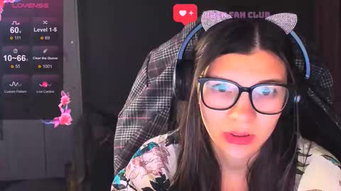  KIRA  online show from November 24, 5:37 pm