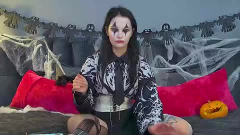 Molly online show from October 28, 6:57 pm