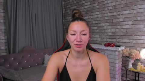 hi im Molly heregreat boobs big heart  warm pussy  online show from October 12, 1:08 am