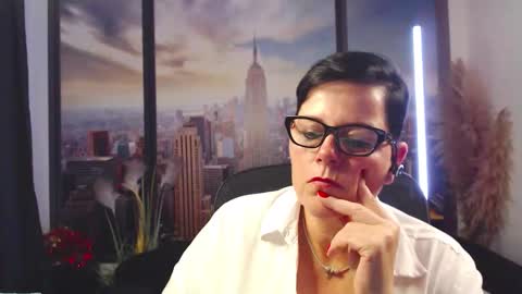 MollySun Nina Randmann online show from September 18, 6:50 pm