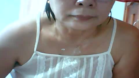 mombastic55 online show from May 19, 2:18 am