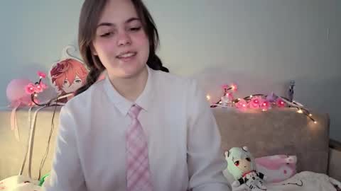 Momo online show from February 23, 3:40 am