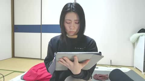 momosakura online show from December 14, 5:13 am