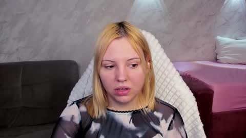 mon1ca_jones online show from November 23, 9:22 am