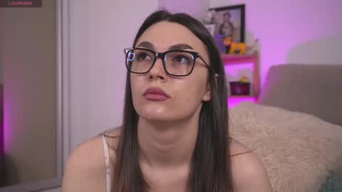 Mona Lisss online show from September 14, 10:57 am