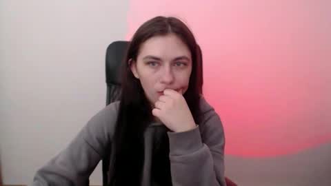 monakali online show from November 27, 8:50 am