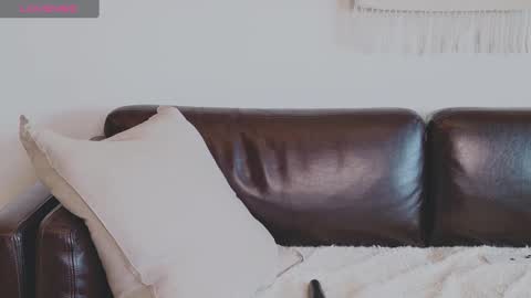 PoppyPlayful online show from February 11, 6:44 pm