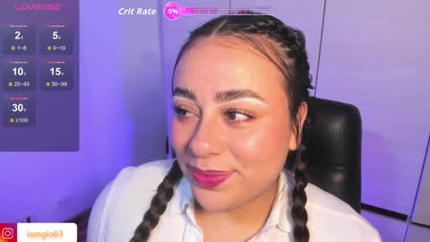 Snapshot of monica_amberr chatting on October 17, 4:37 am I am Gio online show from October 17, 4:37 am