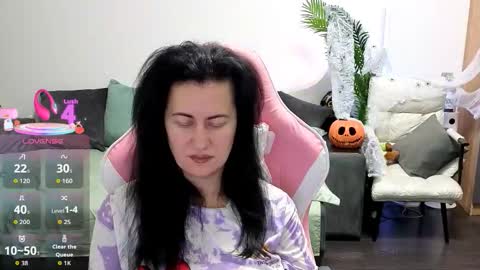 Monica online show from October 21, 9:46 am