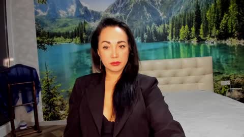 Snapshot of monica_weisss chatting on February 1, 10:02 pm monica_weisss online show from February 1, 10:02 pm