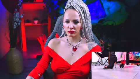 Snapshot of monicamaxwel chatting on February 19, 12:11 pm Monika online show from February 19, 12:11 pm