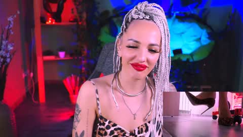 Snapshot of monicamaxwel chatting on February 7, 4:46 pm Monika online show from February 7, 4:46 pm