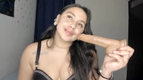 monicawalker2 online show from February 3, 2:53 am