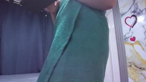 monickhot303av online show from February 18, 3:49 am