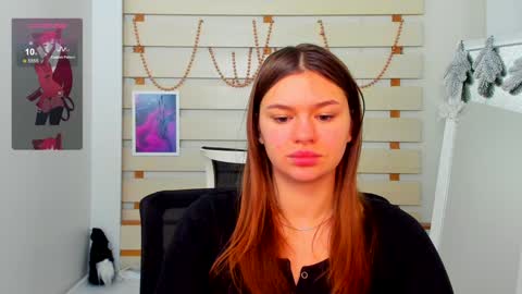 Snapshot of monika_youu chatting on December 30, 8:43 am Monika online show from December 30, 8:43 am