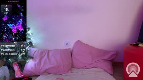 Snapshot of monikate_ chatting on January 9, 9:58 pm Himy name Kateim pvt model with hairy pussy online show from January 9, 9:58 pm