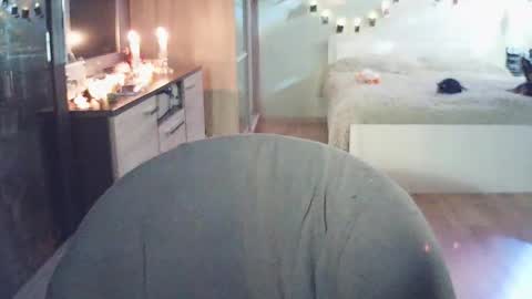 Snapshot of moodiemira chatting on October 4, 6:56 pm moodiemira online show from October 4, 6:56 pm
