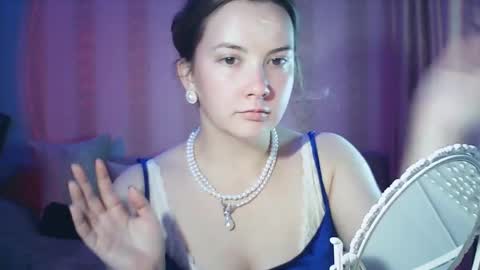 Snapshot of moodiemira chatting on October 1, 8:25 pm moodiemira online show from October 1, 8:25 pm