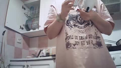 Snapshot of moodiemira chatting on October 20, 8:01 pm moodiemira online show from October 20, 8:01 pm