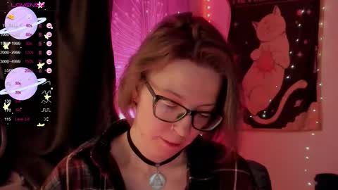 Roxy online show from November 16, 6:52 pm