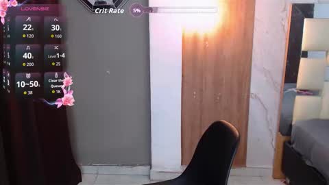 moon_and_fire_ online show from March 13, 7:20 am