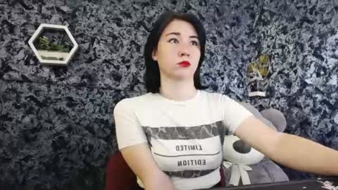 Diana online show from June 13, 7:00 pm