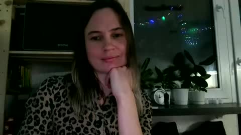 moon_lilithx online show from December 4, 9:13 pm