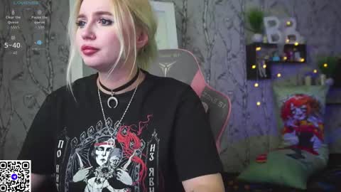 Emilia online show from December 23, 10:52 am