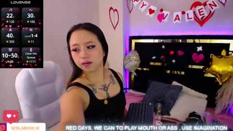 Snapshot of moon_water__ chatting on March 6, 11:25 am Moon Water online show from March 6, 11:25 am