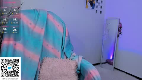 Snapshot of moonlady_ chatting on September 10, 2:33 am MOON  online show from September 10, 2:33 am