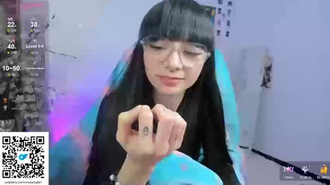 Snapshot of moonlady_ chatting on September 12, 2:45 am MOON  online show from September 12, 2:45 am