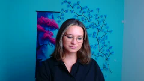 Susanna online show from November 23, 12:07 pm