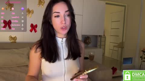 Snapshot of moorekatty chatting on January 19, 1:44 pm Please call my Kattypvt 60 tk in minut open Free Lovense control in pvt online show from January 19, 1:44 pm