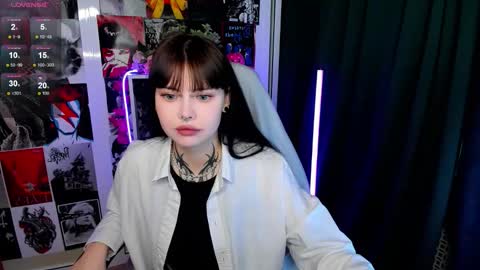 Snapshot of morana_batt chatting on October 7, 1:54 am Morana online show from October 7, 1:54 am