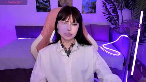 Snapshot of morana_batt chatting on October 14, 2:03 am Morana online show from October 14, 2:03 am