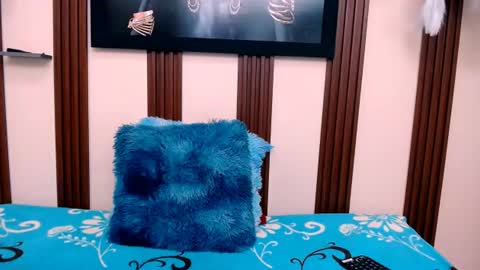 alexia online show from June 19, 6:55 pm