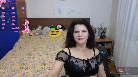 morenalove online show from April 5, 8:30 pm