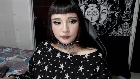 Morgan Moon online show from April 6, 9:27 pm