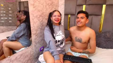 Snapshot of morggan_black chatting on October 7, 3:05 pm Morggan Black online show from October 7, 3:05 pm