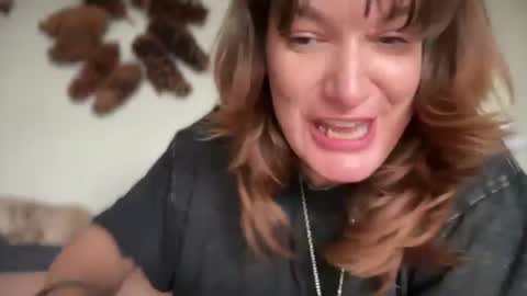 Mossy Mommy online show from July 28, 3:21 pm