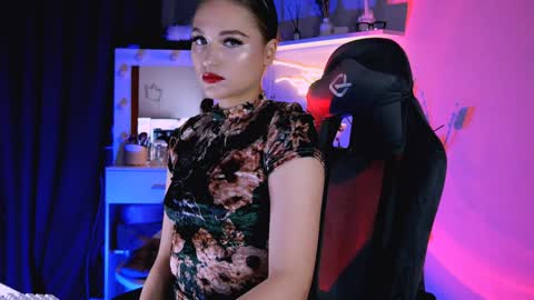 YOUR OWNER online show from December 2, 6:30 pm