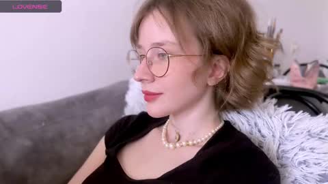 ms_christiana online show from March 13, 11:11 am