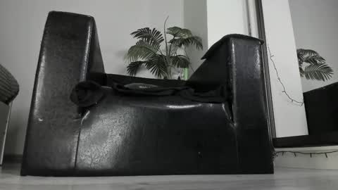 Snapshot of ms_enigma chatting on February 13, 5:01 pm Goddess. Miss. Lady. Queen. Madam Milady online show from February 13, 5:01 pm